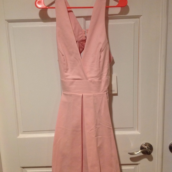 Formal Dress - Picture 2 of 8